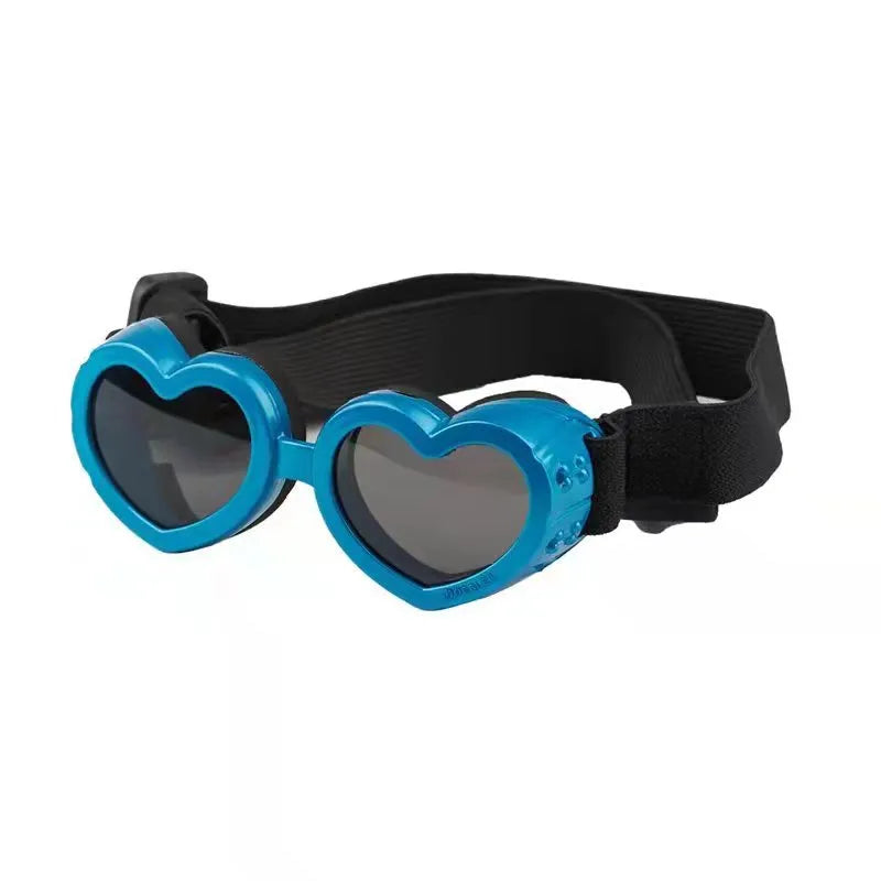 Carrie | Hundebrille in Herzform mit UV-Schutz und verstellbarem Band