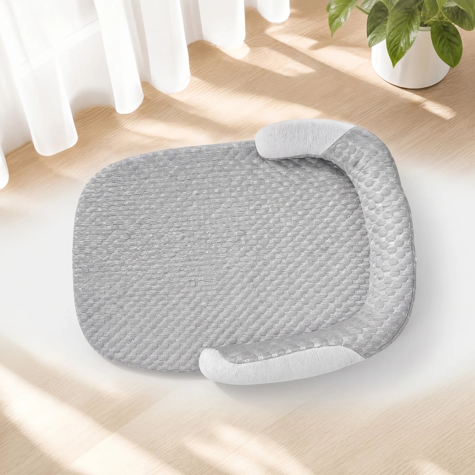 Atmungsaktives Hundebett Für Den Sommer | FrostyBreeze