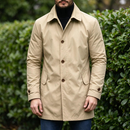 Gerader Trenchcoat Mit Schrägen Seitentaschen