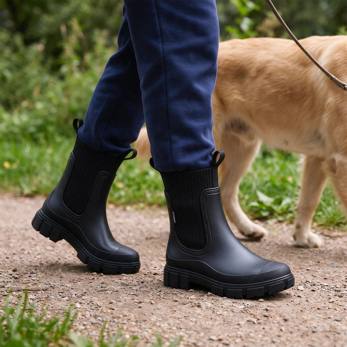 Halbhohe Regenstiefel Mit Elastischem Einsatz