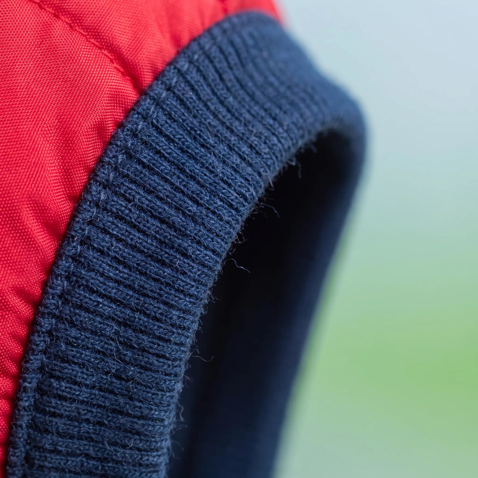 Hundemantel Winter mit integriertem Geschirr warm gefüttert