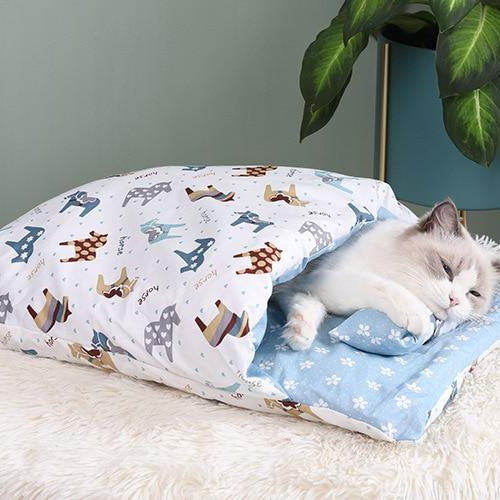 Katzenbett mit warmem Plüsch für Winter | Tarava