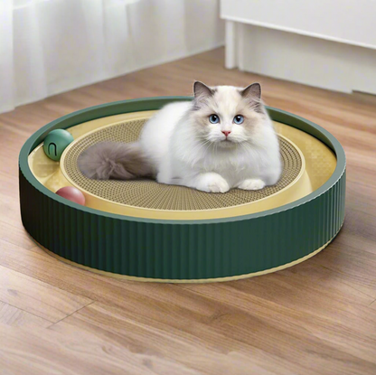 Lena | Kratzspielzeug mit Spielball für Katzen
