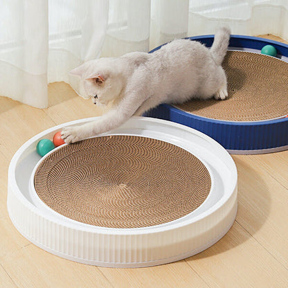Lena | Kratzspielzeug mit Spielball für Katzen