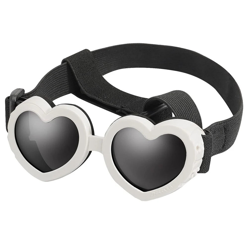 Carrie | Hundebrille in Herzform mit UV Schutz und verstellbarem Band