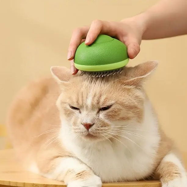 Nolan | Haustierbürste für glänzendes Fell und sanftes Entwirren bei Hunden & Katzen