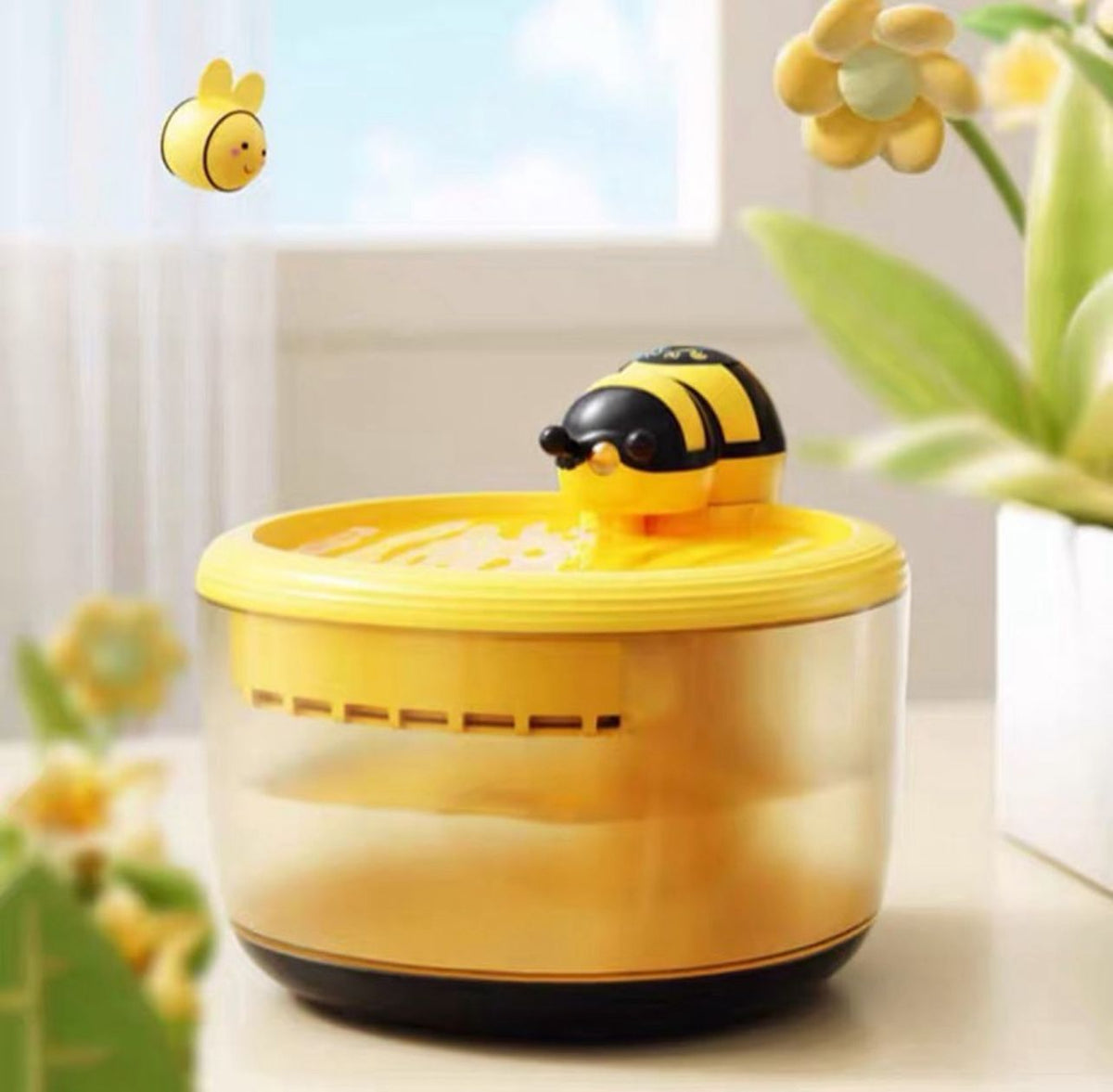 Mara | Haustier-Trinkbrunnen für Hunde und Katzen – Frisches Wasser im Bienen-Design